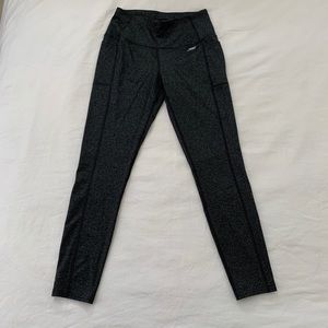 Dark gray sketchers leggings